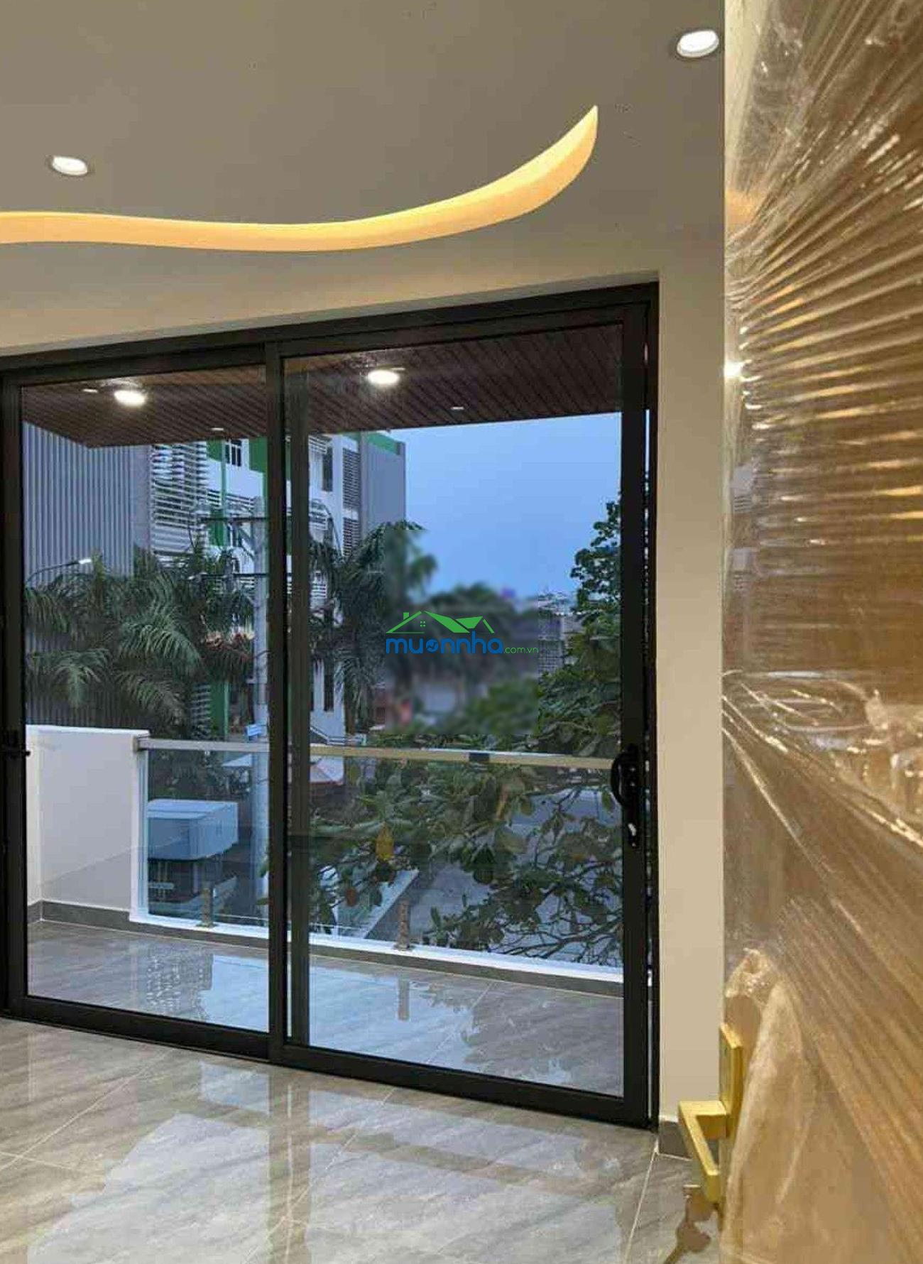 Nhà mới toan, 1 căn ra mặt tiền phạm hùng - q8 - 3 tầng - 4,5x10 - giá 6,xtỷ - 2