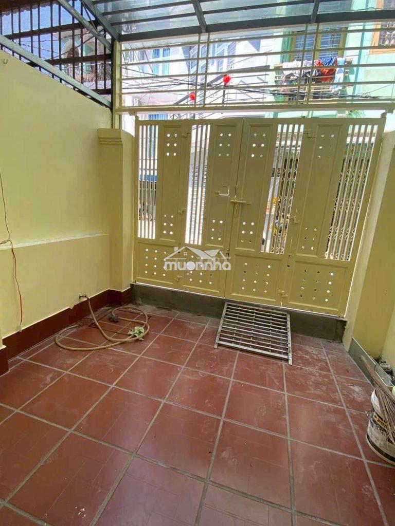 Nhà nguyên căn huỳnh tấn phát 4m  cách hẻm xe hơi 20m