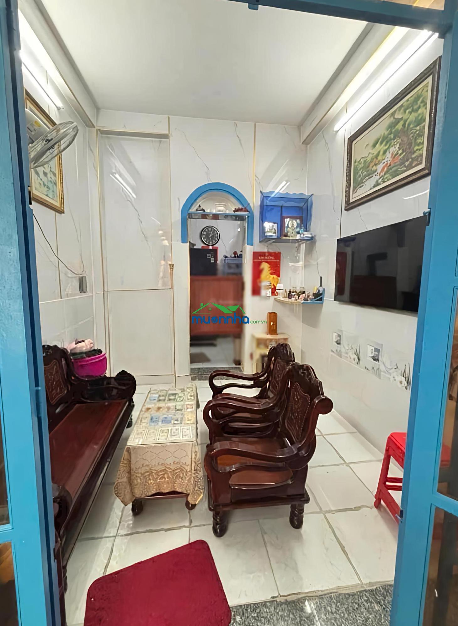 Bán nhà 2 tầng ngay chợ bùi văn ba, vừa ở vừa cho thuê dòng tiền sẵn 30 triệu, giá 9 tỷ x - 3