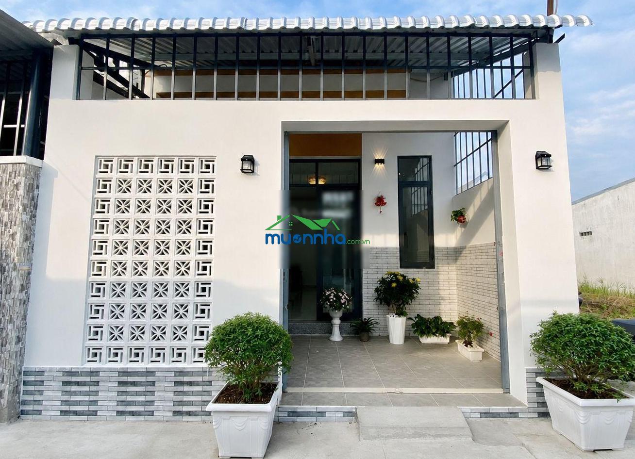 Cần tiền xoay vốn kinh doanh nên bán nhà xã qui đức giá 3 tỷ, 112m2 - 3