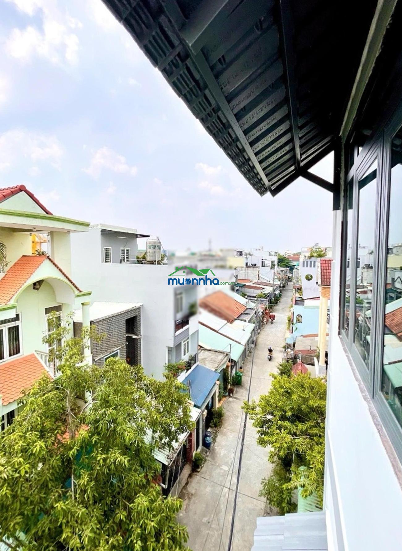 Nhà đẹp full nội thất 5pn, 3wc hẻm xe hơi thông tăng nhơn phú giá 7.95 tỷ