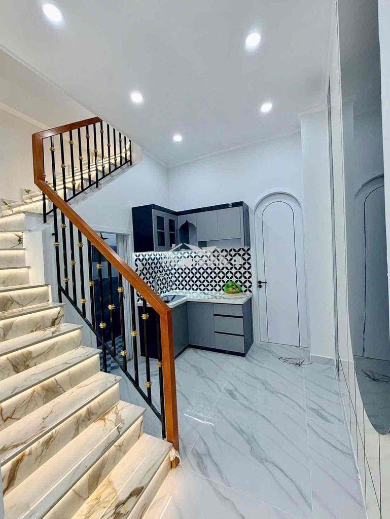 Nhà bán khu 20 thước 4 tấm dt 3,2*10 giá 5 tỉ 5 - 4