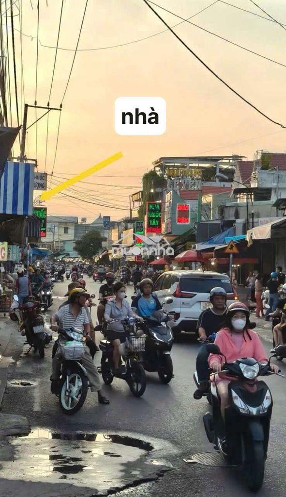 Nhà phố mặt tiền đường đoàn thị kia, ngay giữa chợ, gần ngã ba ông xã - 3