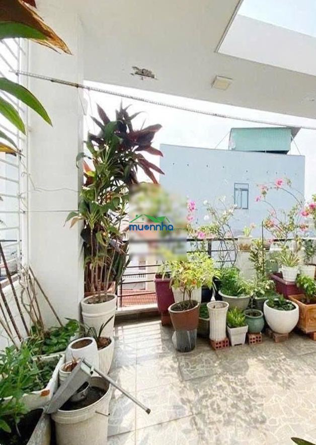 Bán nhà ngay vị trí sầm uất trên đường nhật tảo, phường 7, quận 10 chỉ với 5tỷ680/75m2 sở hữu ngay.