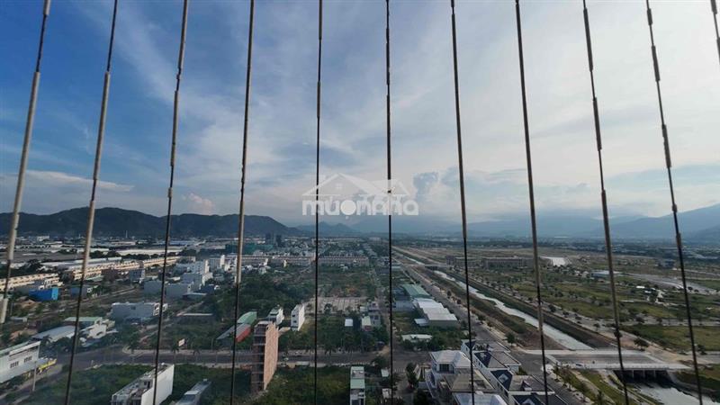 Cần bán lô đất trung lập 11