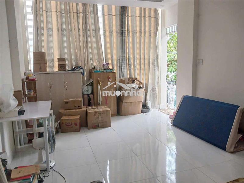 Tìm bạn nữ ở ghép phòng 1:2 ở dương quảng hàm