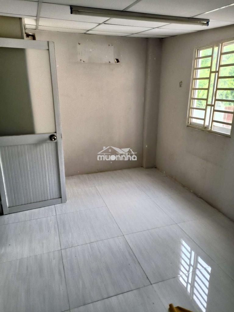 Cho thuê nguyên gác có 2 phòng 20m vuông  - 3