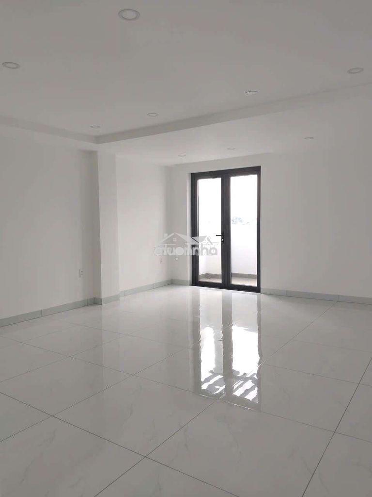 Mặt tiền hoàng hoa thám có thang máy - 4