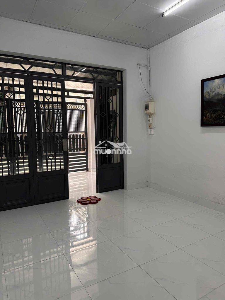 Cho thuê nhà mới xây tan thới hiệp q12 64m 1pn 1wc hxh 5tr giáp gv kd - 2
