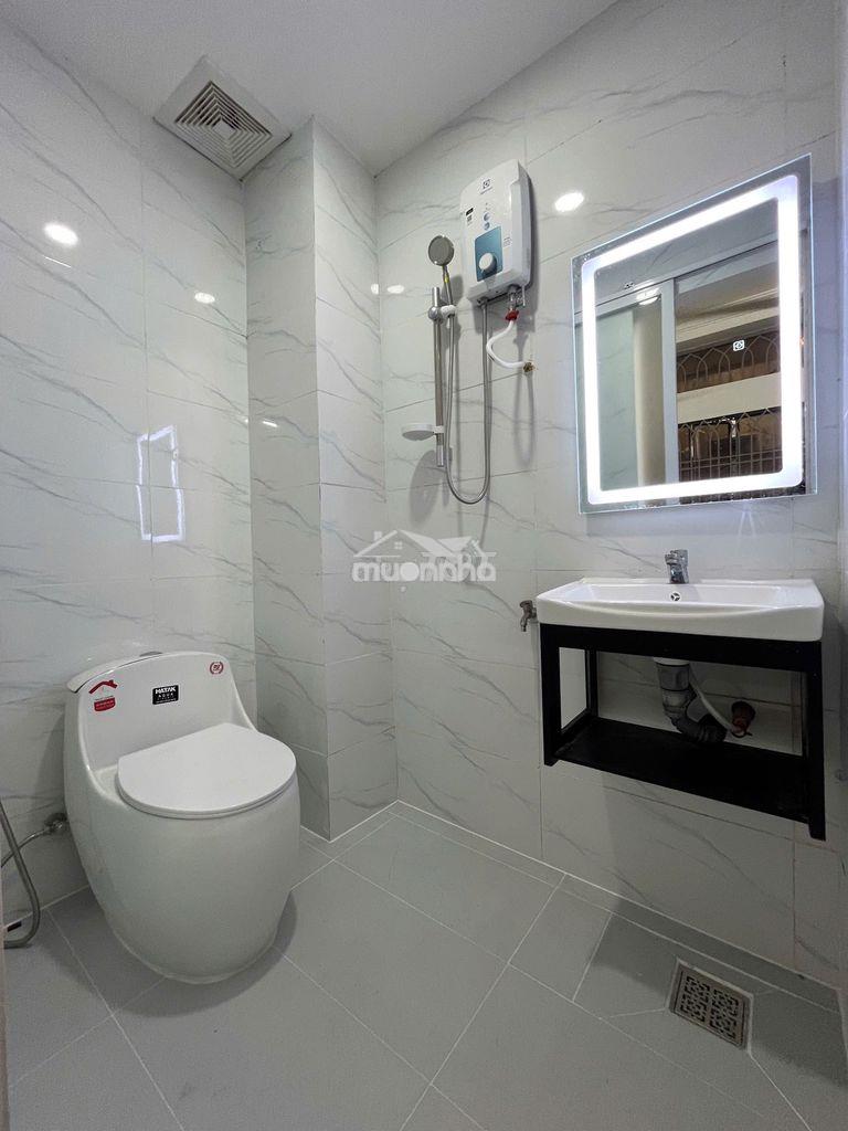 Studio full nội thất- 30m2- lầu 1- bancol lớn- ngay lý thái tổ - 4
