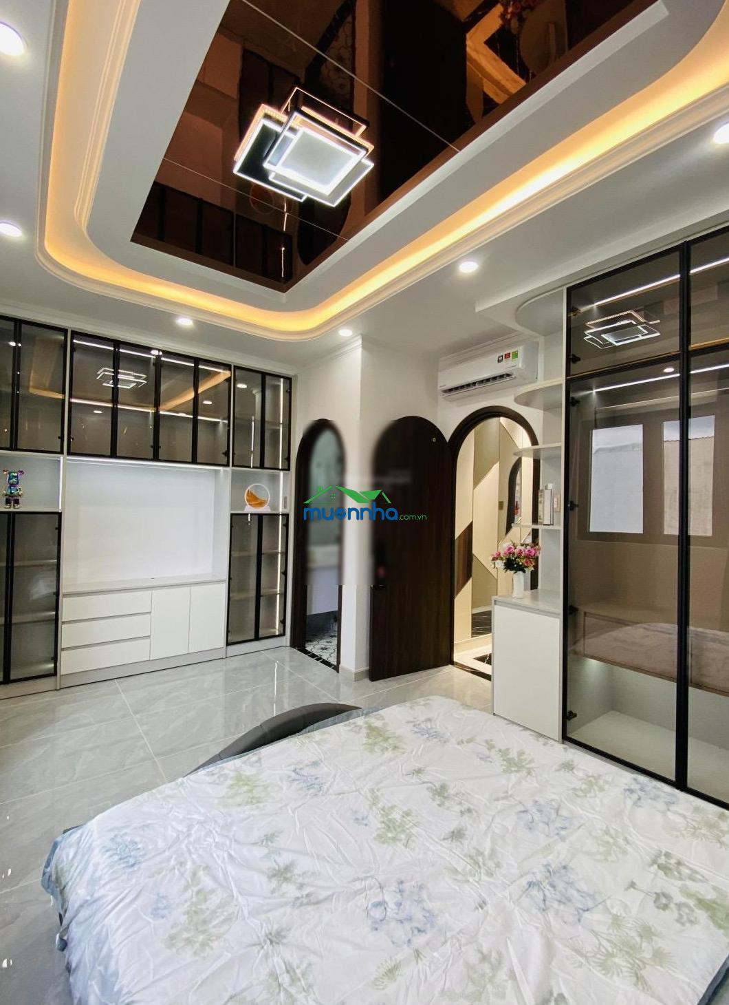 Biệt thự mini nhỉnh 8 tỷ - mua ở 6 người - hxh - gần trường, bệnh viện - giáp quận 7 - hoàn công đủ - 4