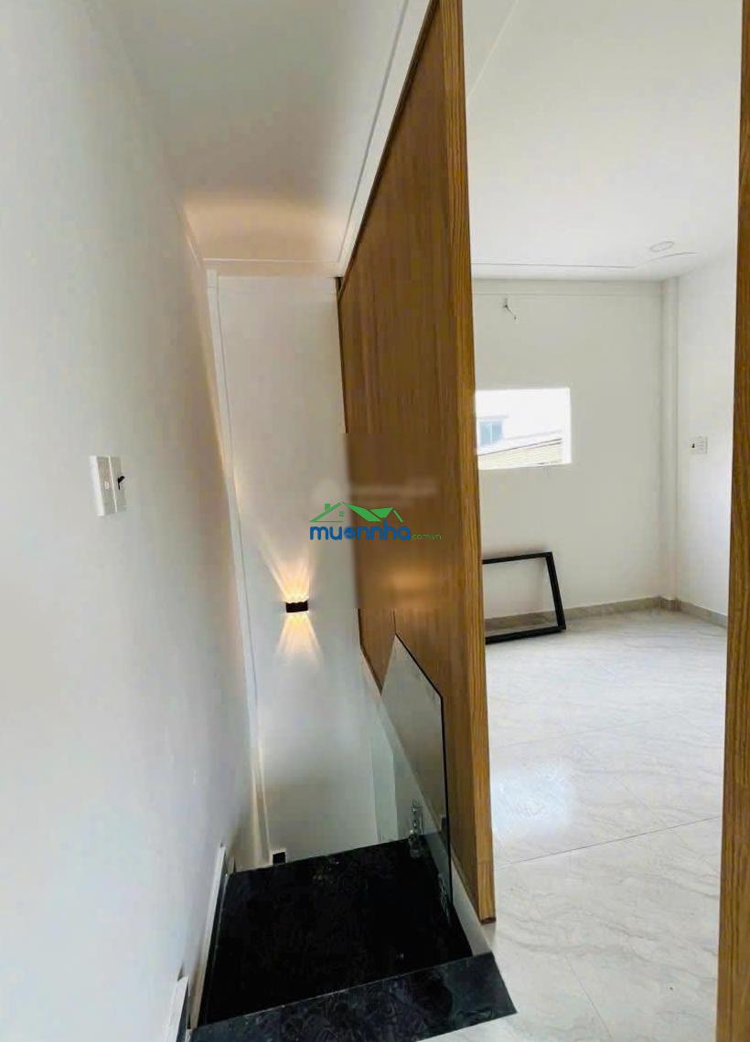 Nhà 28m2 thổ cư xây mới đường tô ký, ngay cvien phần mềm quang trung. có 2pn 2wc. giá 1,38 tỷ tl - 4