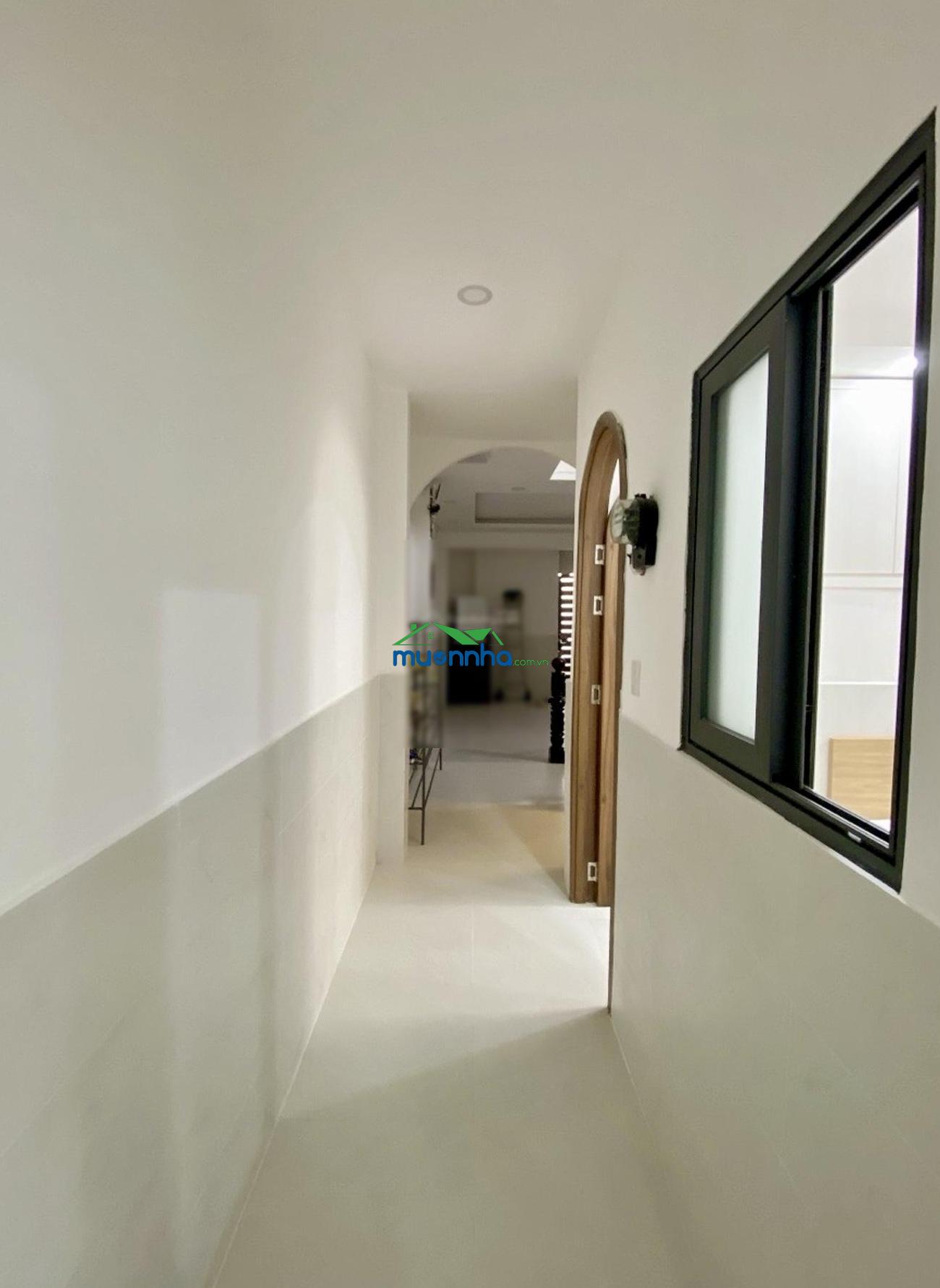 Bán chdv - doanh thu 45 củ/tháng - nhỉnh 8 tỷ - phú thuận, q7 - 2