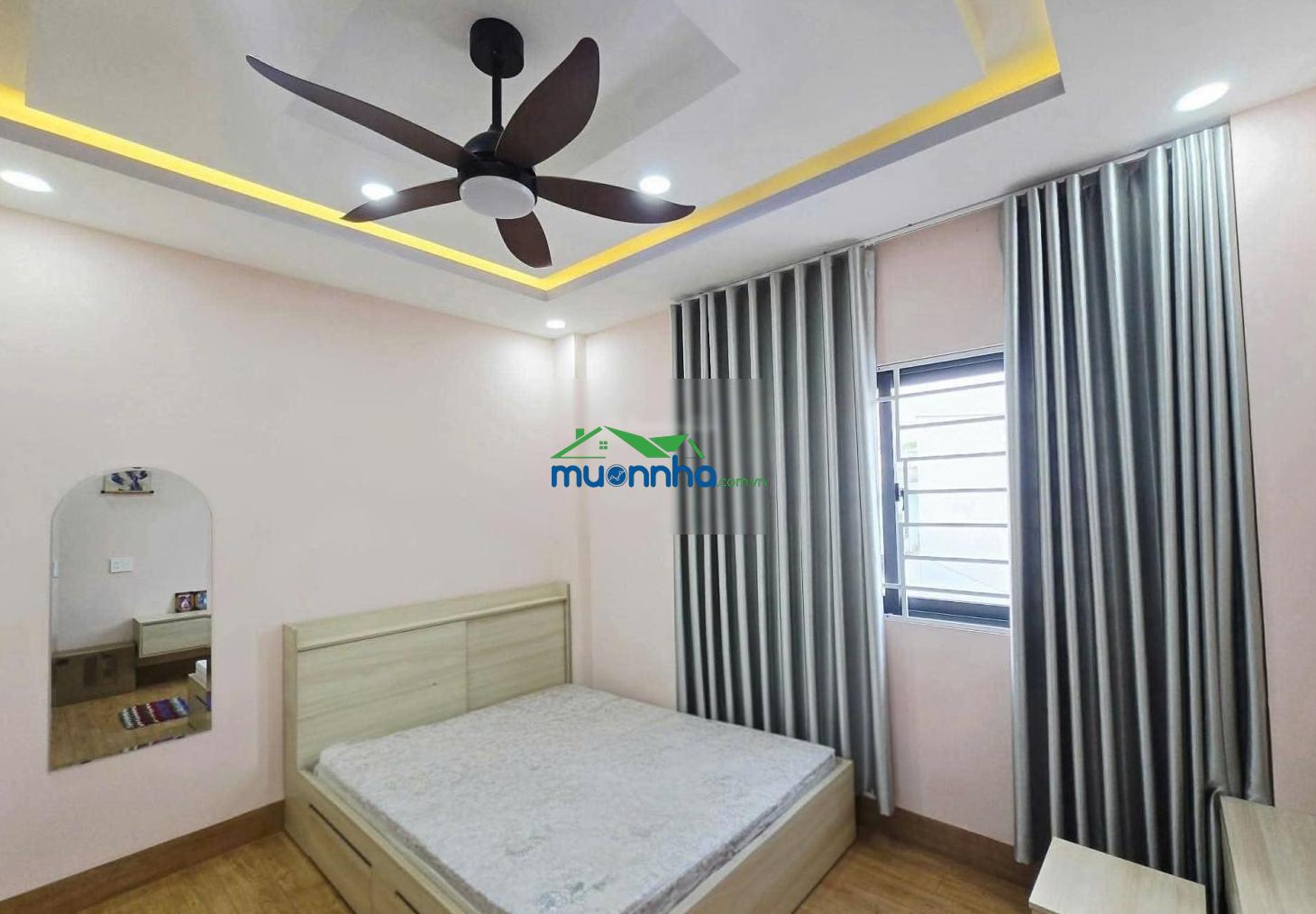 Nhà đẹp 4 tầng hiệp phú gần vincom q9 xe hơi đỗ cửa full nội thất cao cấp. chỉ 9.5 tỷ