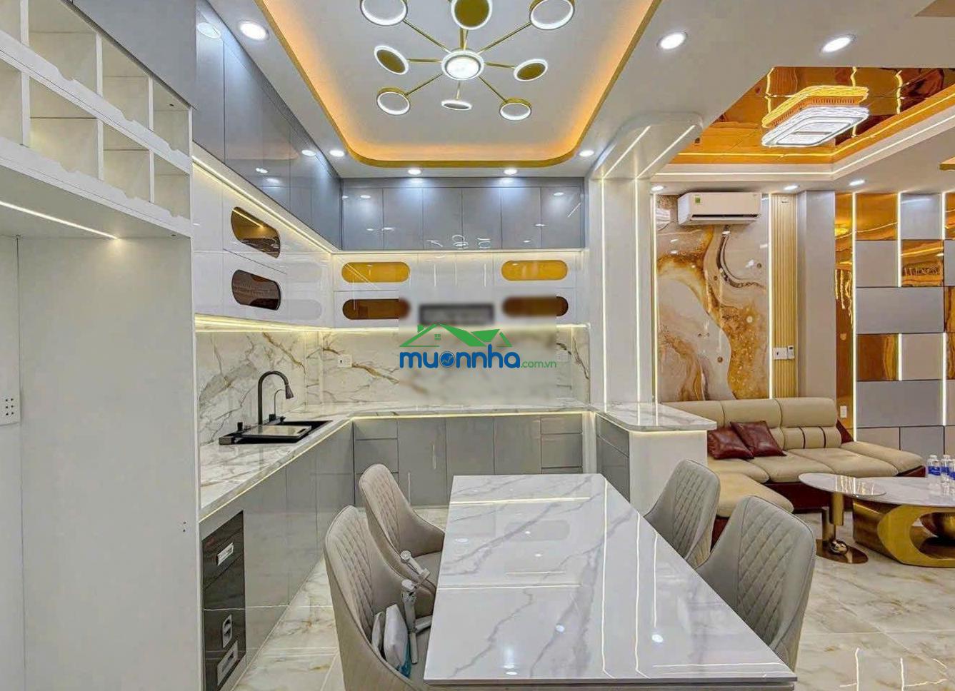Bán nhà 5*12m, phú thuận, quận 7, giá 9,9 tỷ, 60m2 ngay phú mỹ hưng