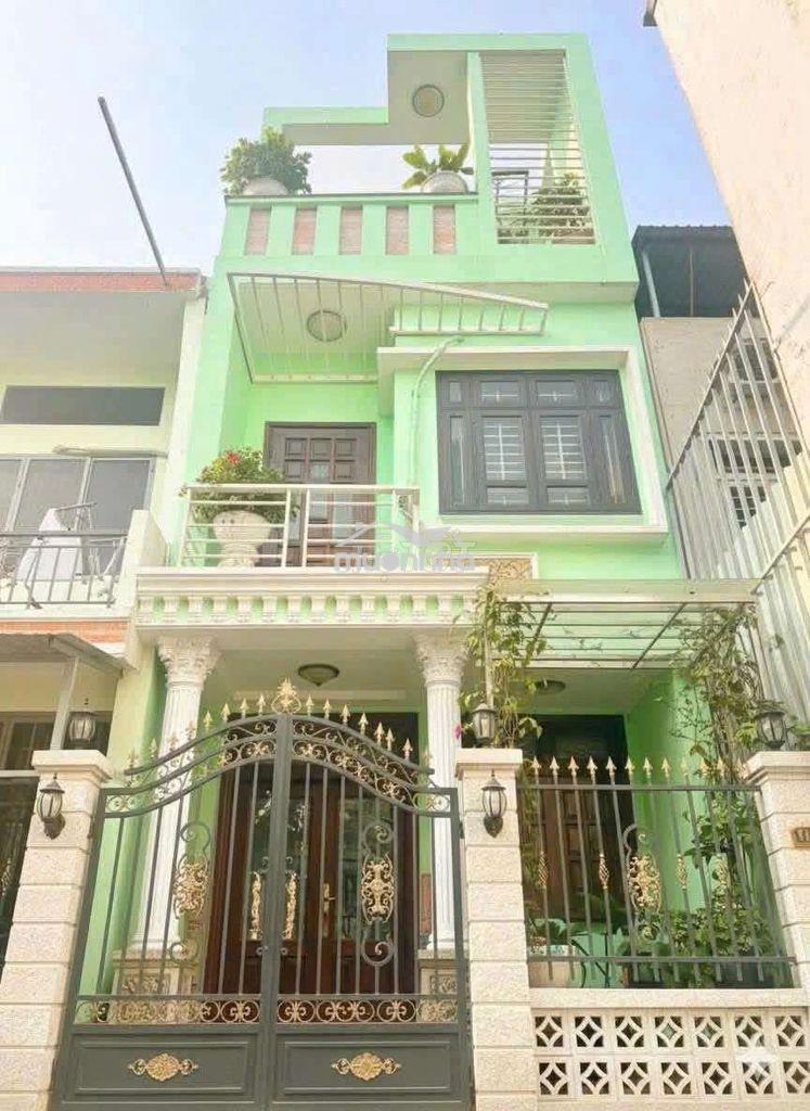 Hơn 5 tỷ, nhà gò vấp, hẻm lớn,khu phân lô dt gần 50m2, nhà 2 tầng  - 3