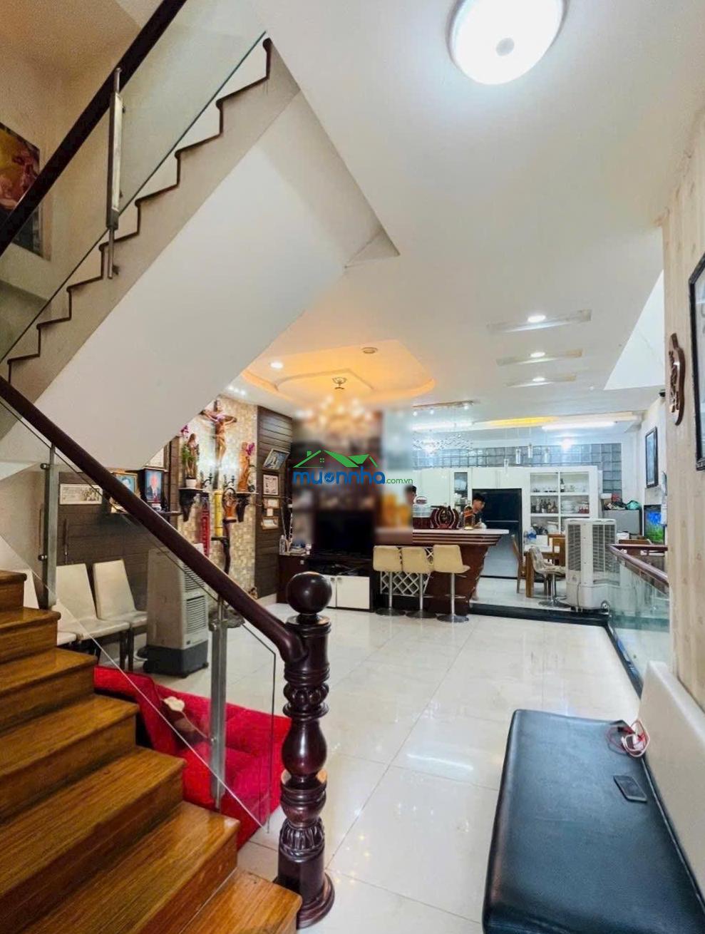 Đầu tư giữ tiền - 18.2 tỷ -236m2- khu tên lửa - tl10- có dòng tiền 4p cho thuê- nhà siêu đẹp