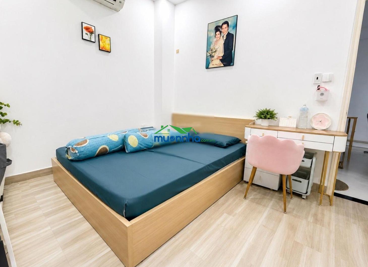 Gấp bán hạ 450 triệu - hẻm ô tô đậu ngày đêm - 4 tầng 38m2 4pn - d1 p.25 bình thạnh - 8.x tỉ tl - 2