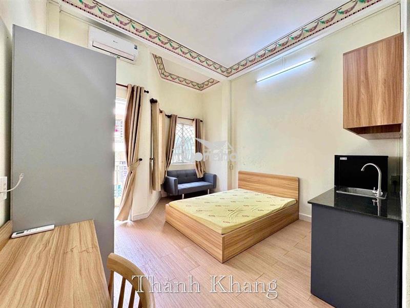 Cho thuê studio ban công ngay đại học hoa sen thành thái quận 10