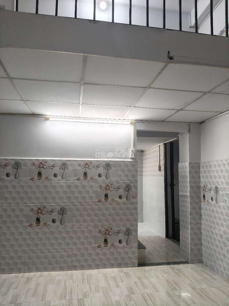 Bán nhà ngay chợ thới hòa  - 3