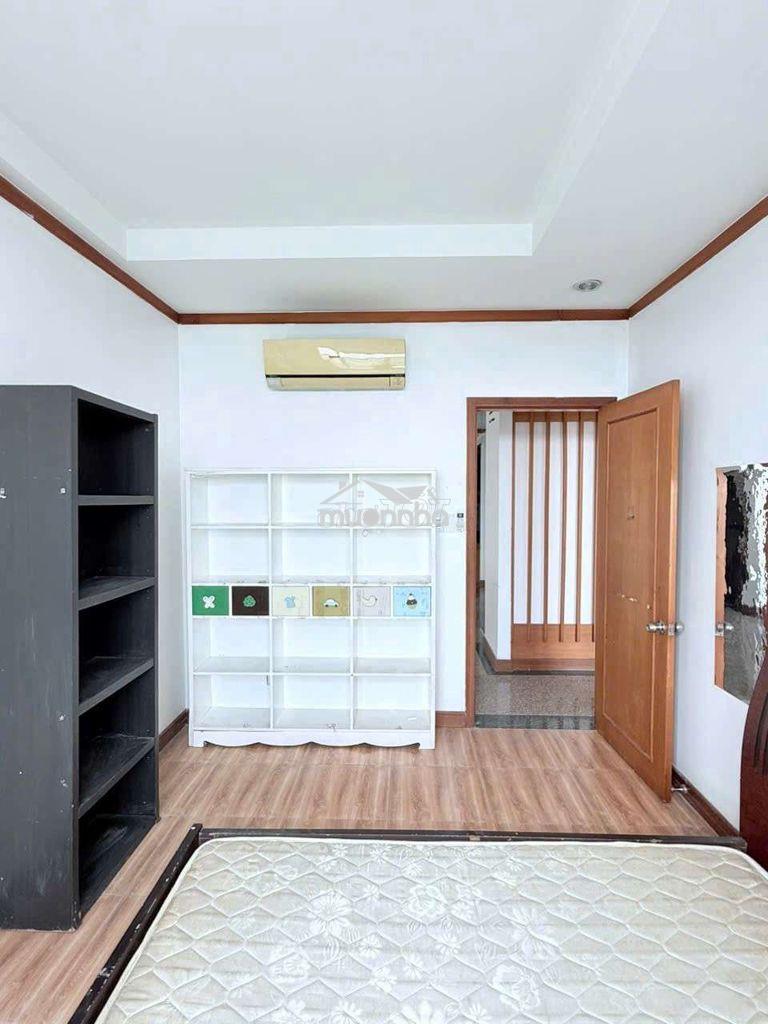 Cho thuê căn hộ 3pn 2wc 129m2 siêu rộng chung cư phú hoàng anh  - 4