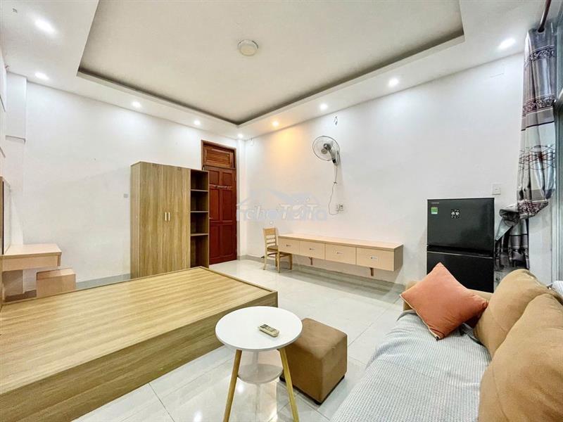 Cho thuê chdv full nội thất - máy giặt riêng- 1pn tách bếp- hẻm oto
