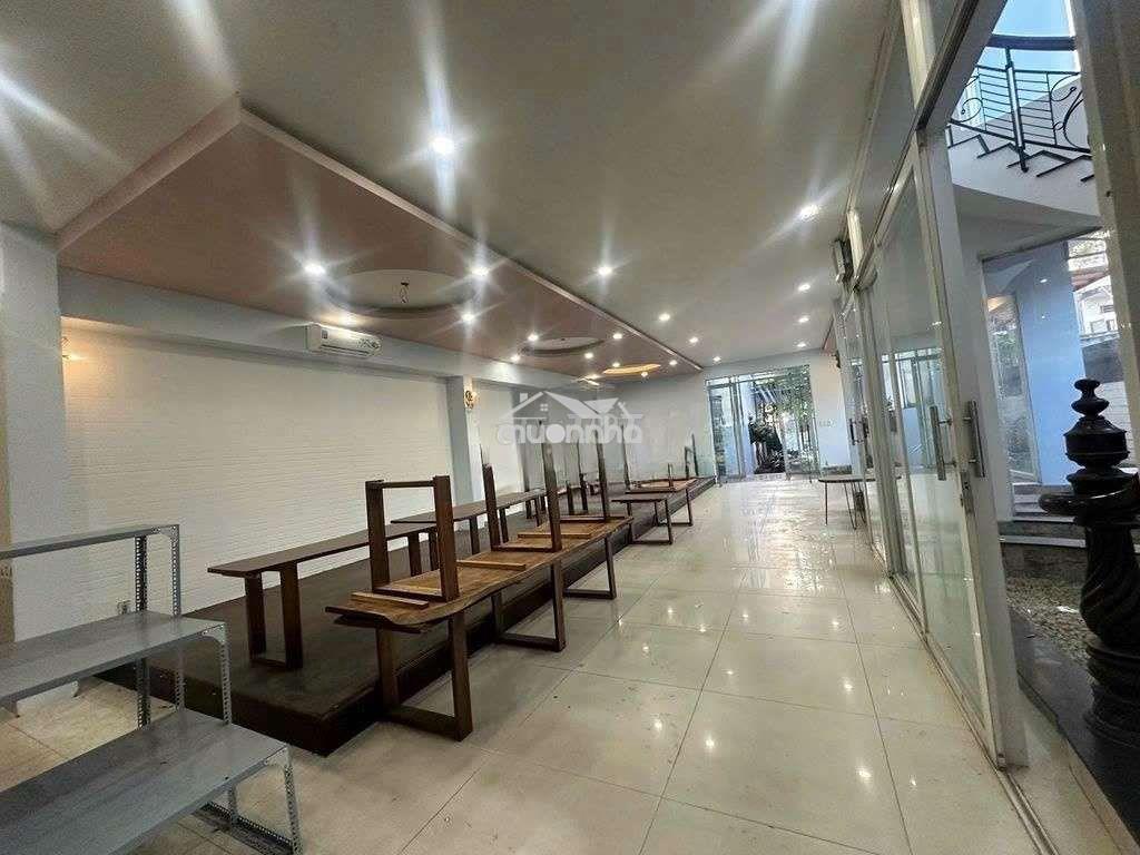 🏢 Cho thuê mặt bằng – thống nhất, p.16, gò vấp
📐 diện tích: 6m × 18m - 2
