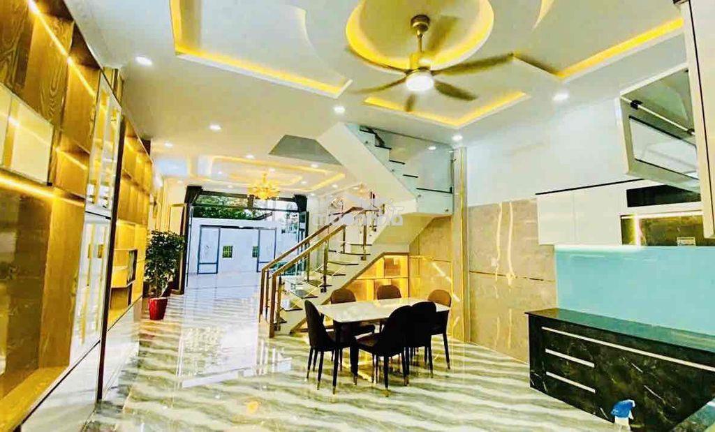 Nhà mặt tiền dọn vào ở liền,giảm sâu 1t 500triệu,còn thương lượng - 4