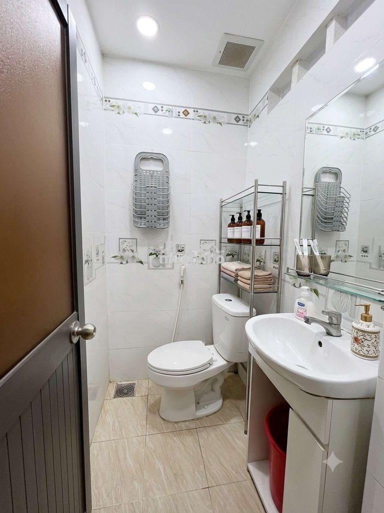 Bán nhà 2 tầng ở p16 - 27m² - nhỉnh 3 tỷ  - 3