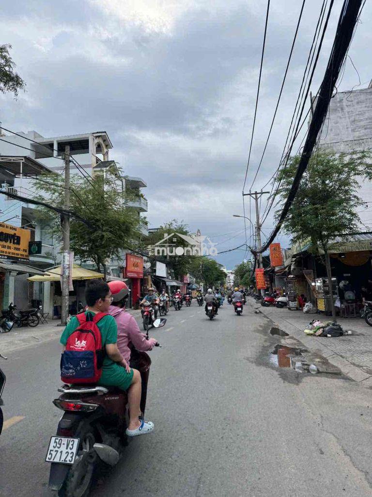 🏢 Cho thuê toà nhà mặt tiền – quy mô lớn  💰 giá thuê: 69triệu/tháng  📐 - 2