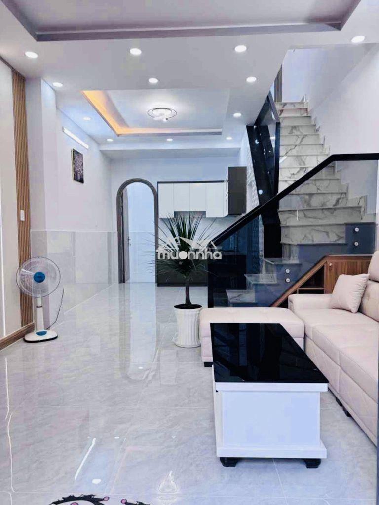 Nhà mới giáp quận 6 - tl 10 - hẻm 1/ ô tô tới nhà - 3 pn - giá 4t99 tl