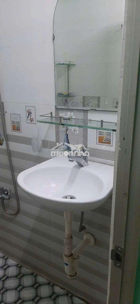 Nhà cho thuê hẻm xe hơi gần trường học - 3