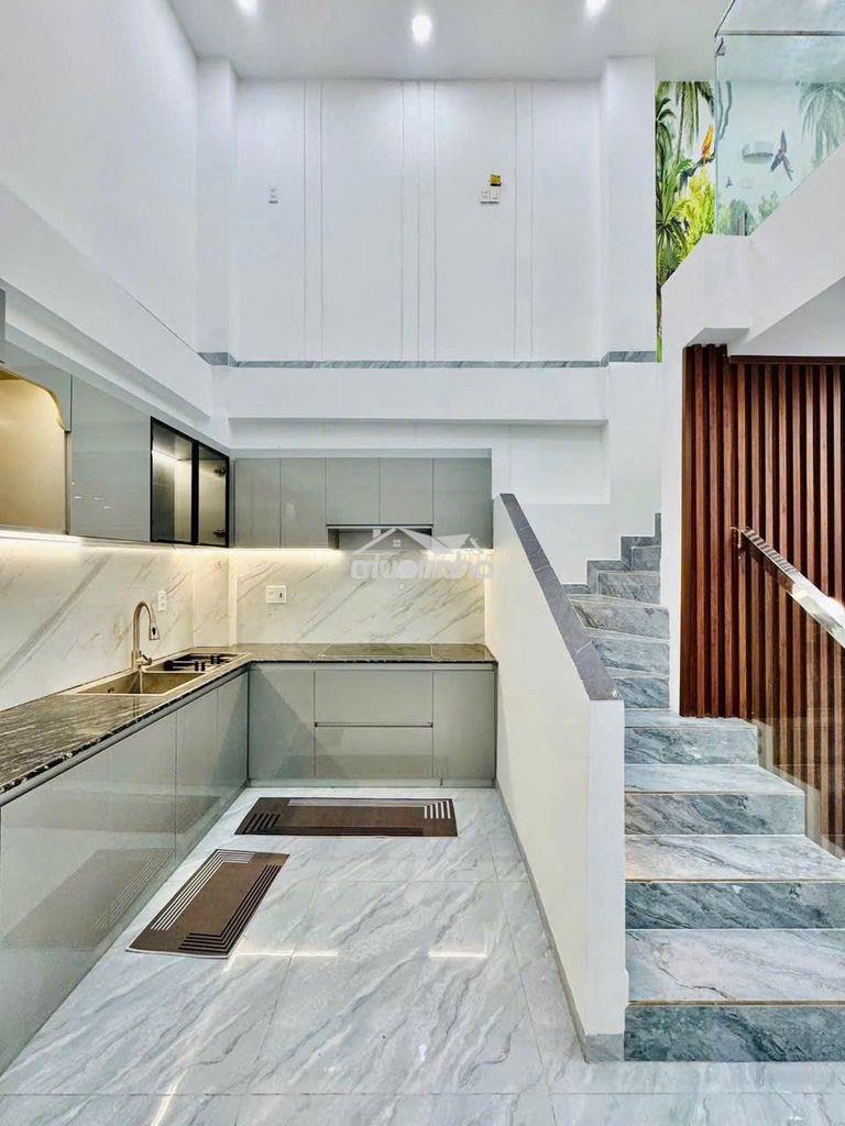 Bán nhà hẻm 6m thông sang đặng thùy trâm, trệt 3 lầu st. 4pn, 4wc.  - 4