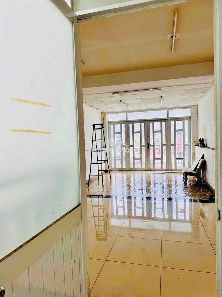 Cho thuê nhà mặt tiền chợ tân quy  (5 tầng, 7 phòng,) - 4