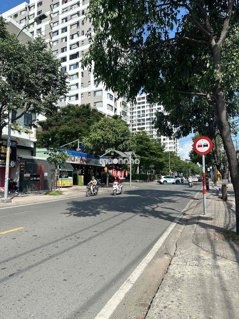 Cho thuê nhà phố 5x20m 1tr2l
