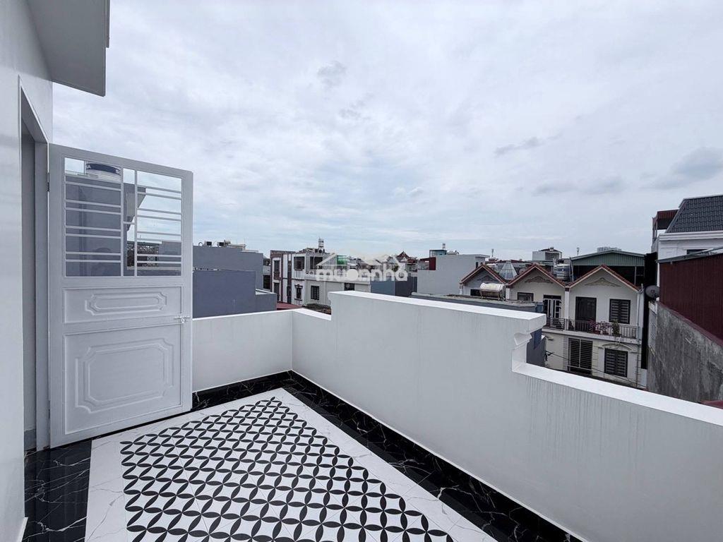 Hàng hiếm còn sót lại tại phố trung tâm - 3