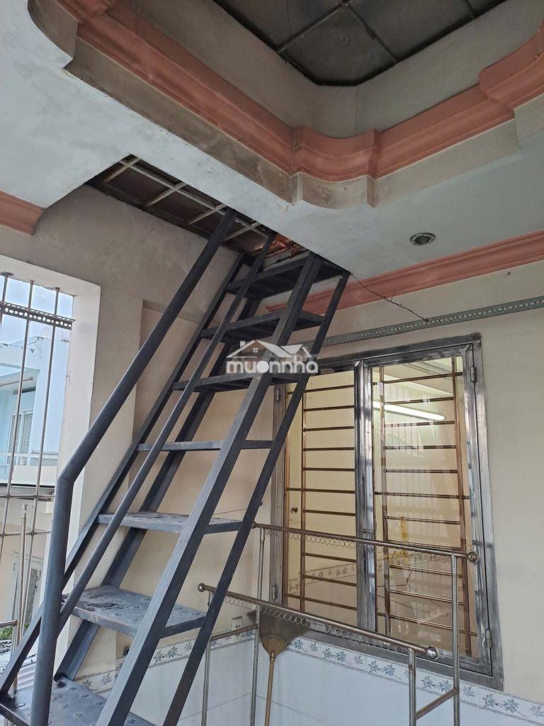 Cho thuê nhà hẻm 592 vvk - 3