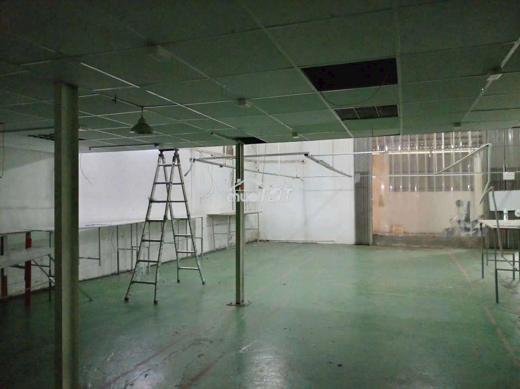 Kho xưởng mã lò 375m2 giá 29 triệu - 2