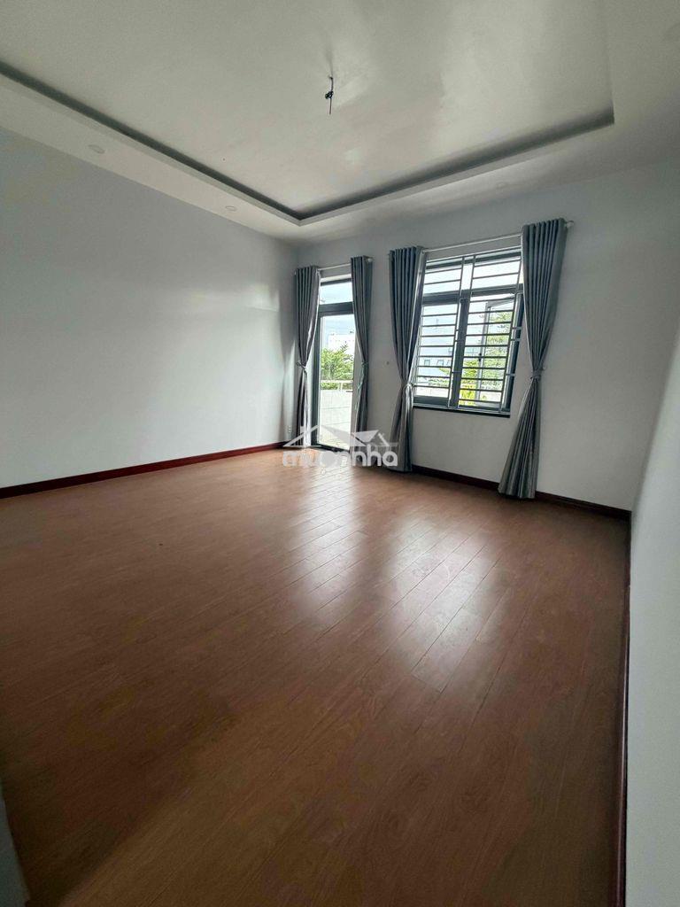 Nhà đẹp ngay làng đại học - 4