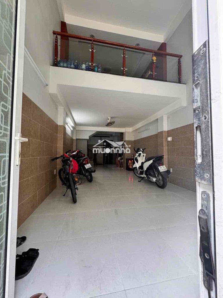 ➢Hẻm lê văn sỹ q3 ngay ngã 4 trần quang diệu dt: 4x20 3 lầu