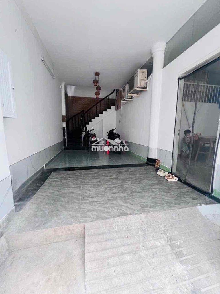 Sát sân bay! 65m2! bán nhà 3 tầng sát hxh đào duy anh, p9. khu vip. - 2