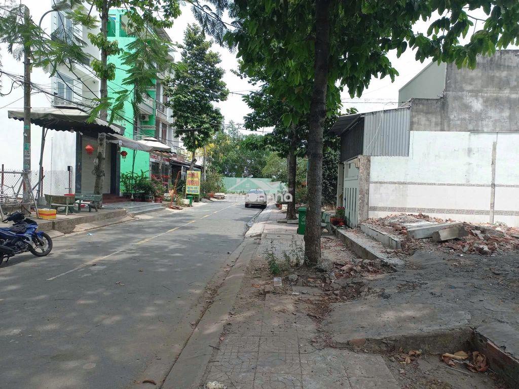 Bán miếng đất ông bà để lại gần chợ đệm bình chánh - 2