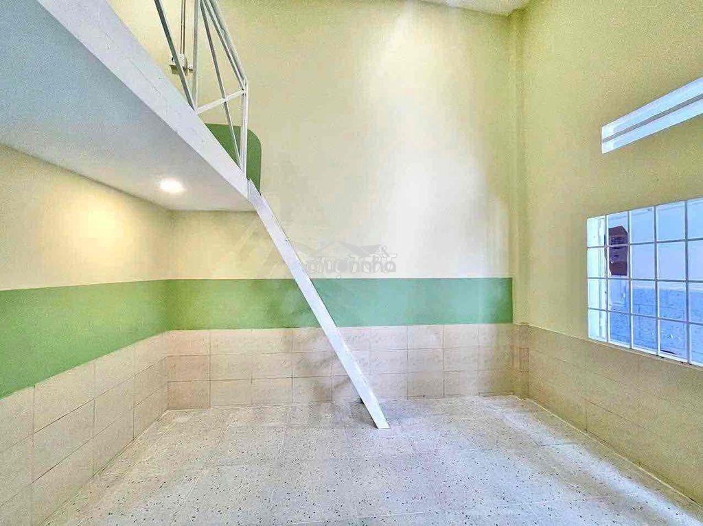 Duplex giá rẻ ở được 4ng4xe ngay giga mall - 3