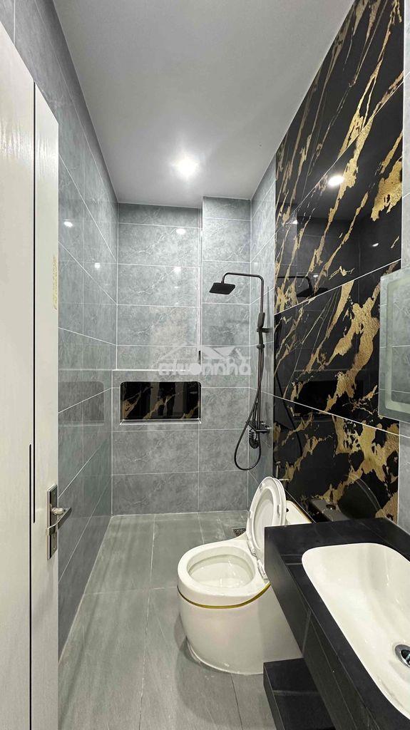 Bán nhà 2 lầu 1 trệt hoàn công ngay chợ dĩ an - 4
