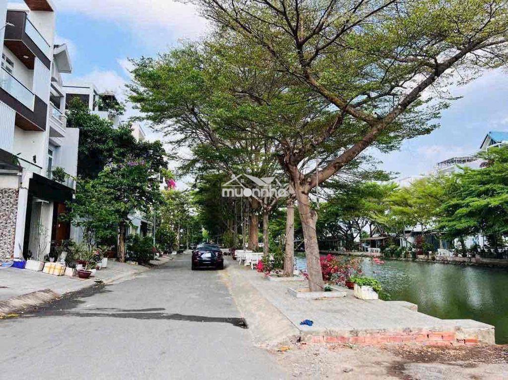 Nhà phố đẳng cấp sang trọng - dân trí cao- ngay phú mỹ hưng view sông - 2