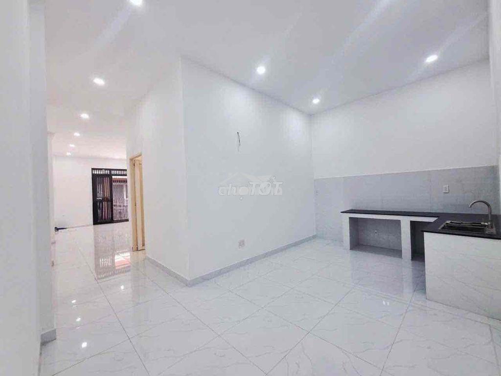 Nhỉnh 3 tỷ - hxh thông - bv q12 - 2 tầng - 82m2-3pn - 4