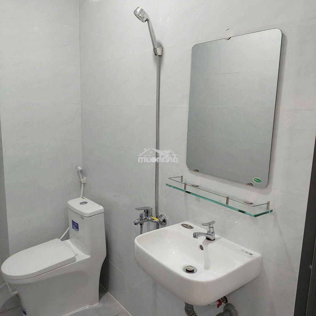 Đầu tháng 8 có phòng trống tại cầu năm lý, đỗ xuân hợp, liên phường - 3