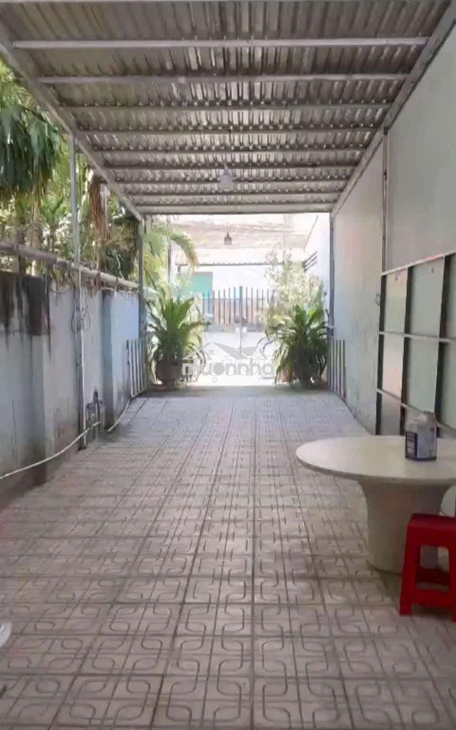 Nhà ở và nhà kho gần trường học dĩ an - 2