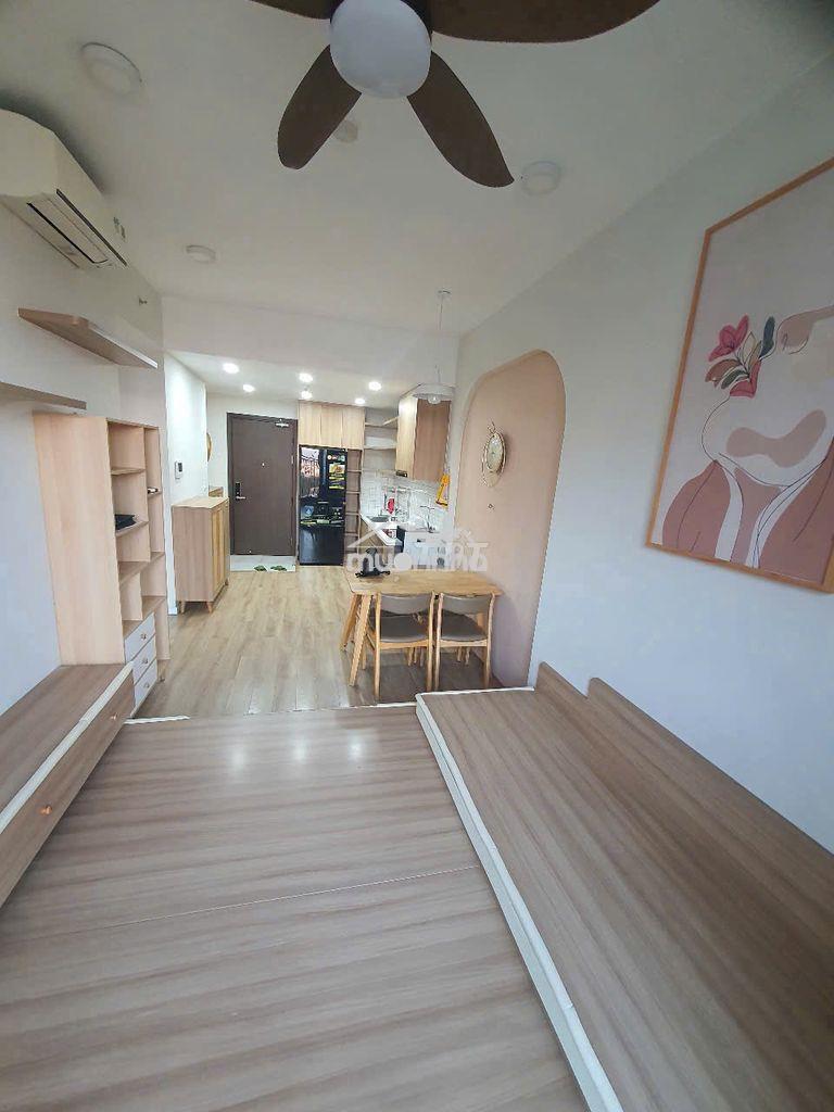 Cho thuê full nội thất 2pn-1wc như hình 9tr ở liền view hồ bơi 9tr