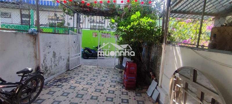 Bán nhà cấp 4,dt 103m2, cách đường tôn đản 30m